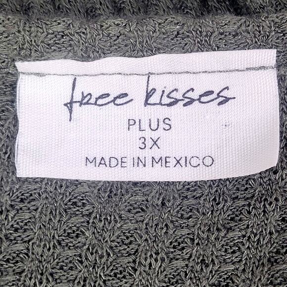 Free Kisses Long Sleeve Button Front Sweater Size 3X - Picture 4 of 6